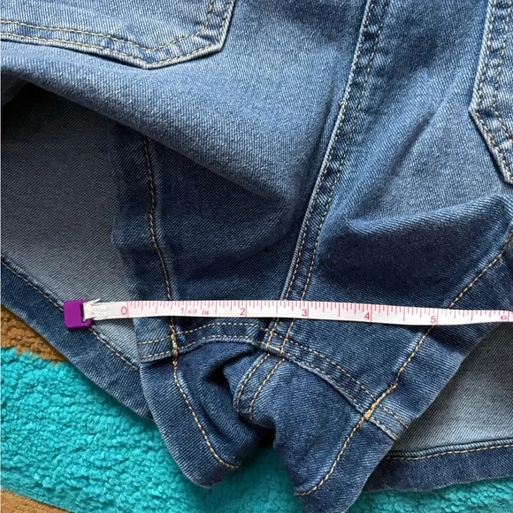 refuge DENIM Romper - Picture 7 of 10